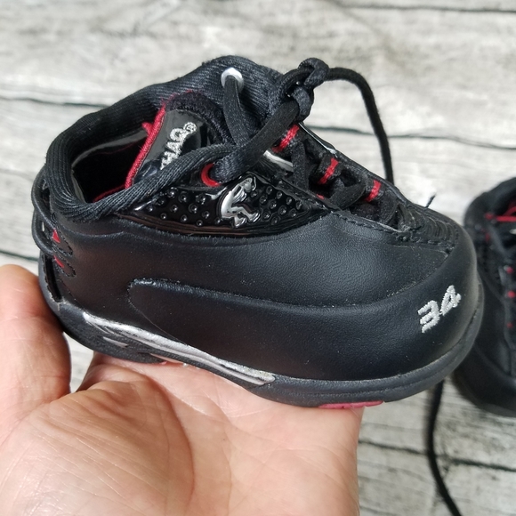 Baby Shaq Black Tennis Shoes Size 3 - Picture 2 of 7